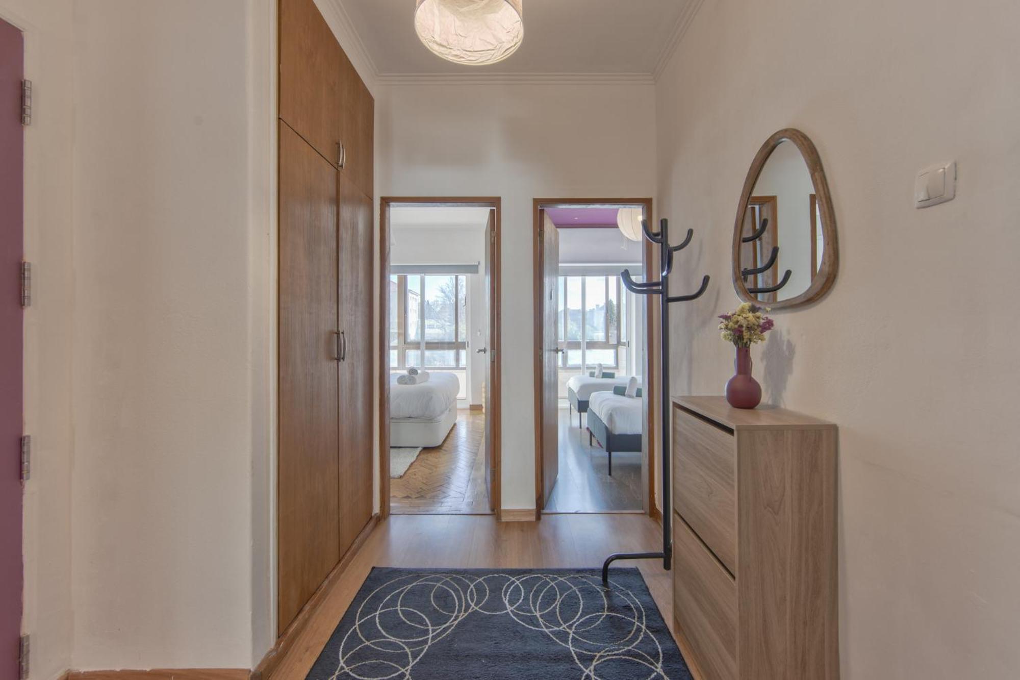 Ajuda Typical By Homing Apartment *